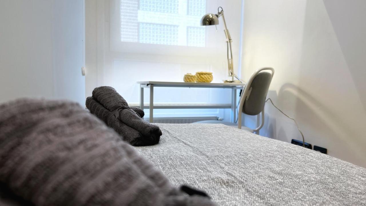 Blas De Otero, Vivienda Turistica Reformada Con Wifi Билбао Екстериор снимка